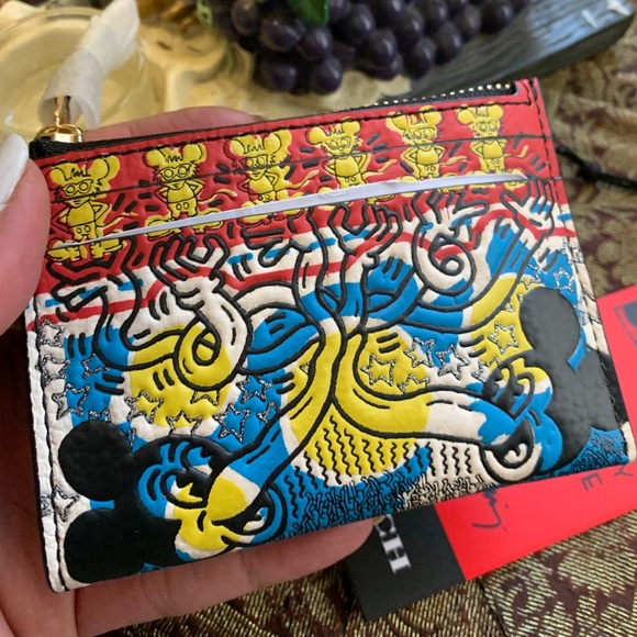 Authentic COACH Pebbled leather L.Edition Mickey Mouse zip card /ID/Keychain - Picture 2 of 11